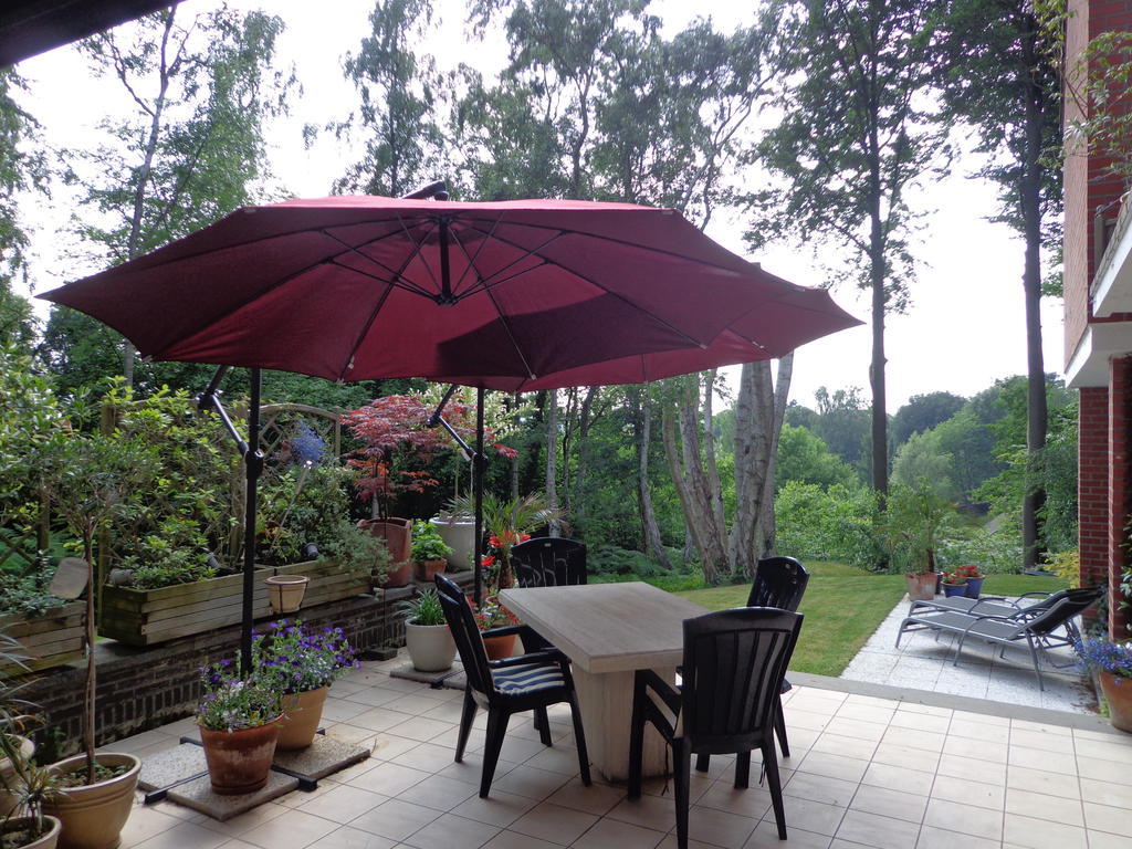 Green Hill Guest House And Apartment اوفرأيسه المظهر الخارجي الصورة